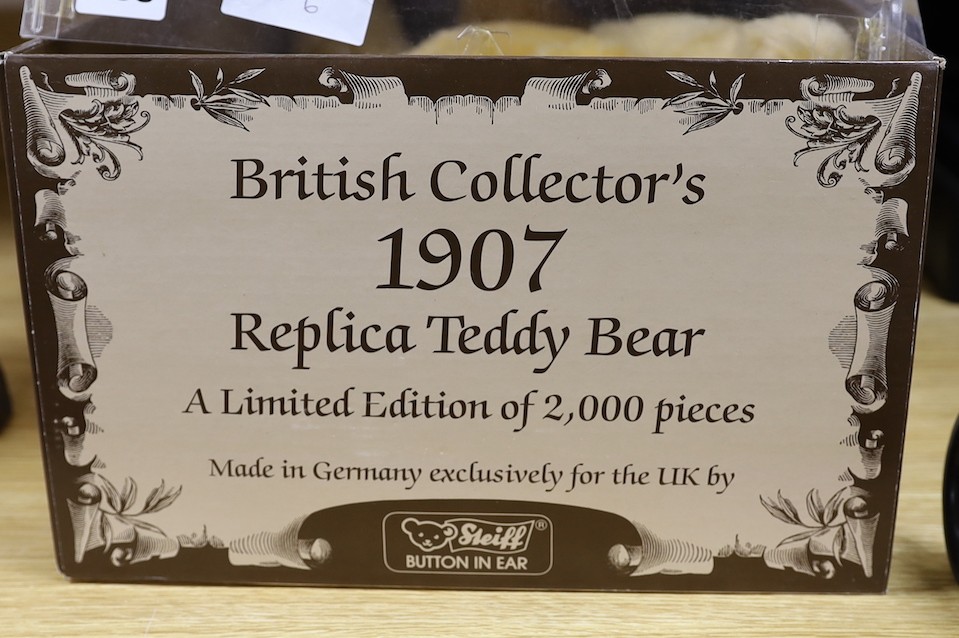 A limited edition British Collectors Teddy Bear, cert./box 1907, 55cm